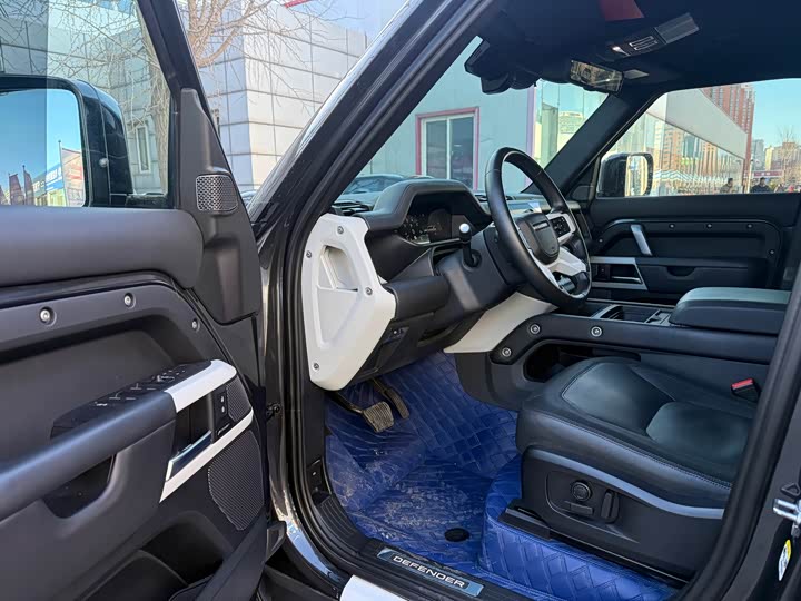 Фото 4 - Land Rover Defender