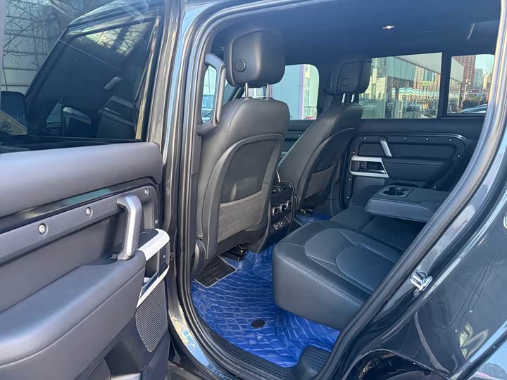 Фото 6 - Land Rover Defender