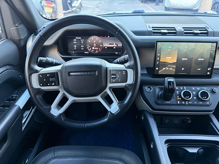 Фото 9 - Land Rover Defender