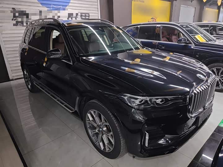 Фото 4 - BMW X7