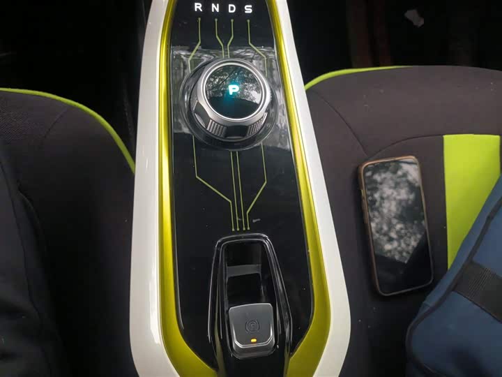 Фото 6 - Changan BenBen E-Star