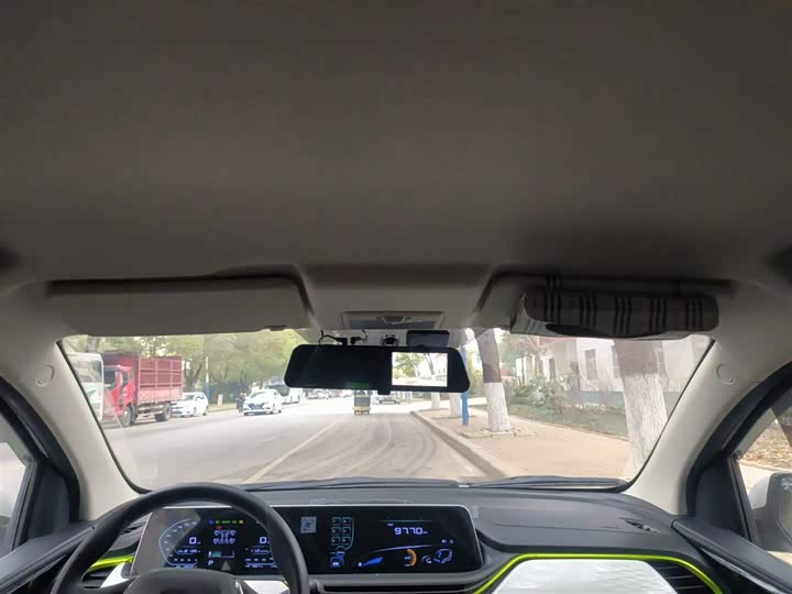 Фото 8 - Changan BenBen E-Star