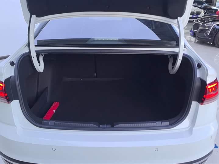 Фото 4 - Volkswagen Bora