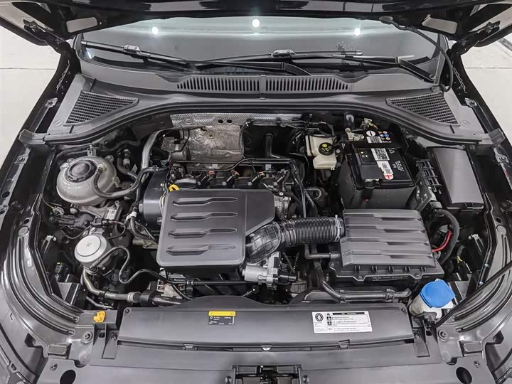 Фото 6 - Volkswagen Lavida