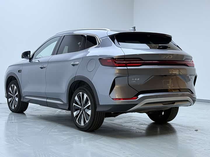 Фото 6 - BYD Song Plus Hybrid/EV