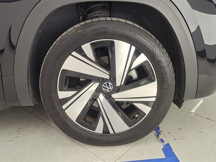 Фото 6 - Volkswagen Teramont X