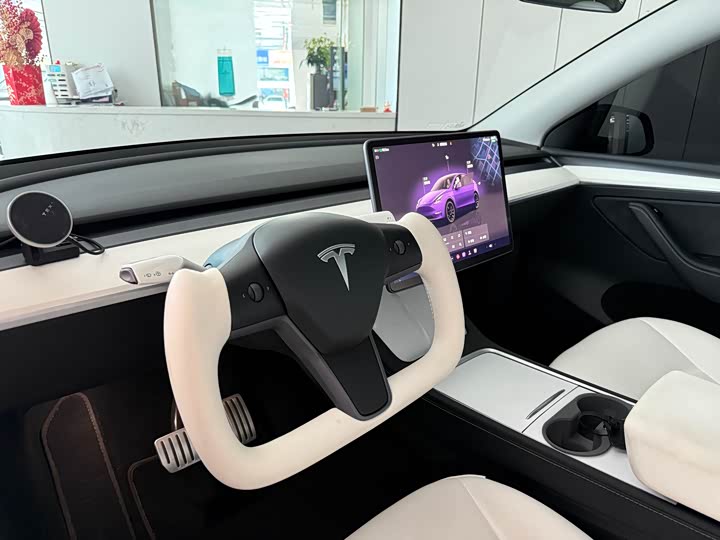 Фото 7 - Tesla Model Y