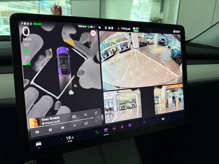 Фото 9 - Tesla Model Y