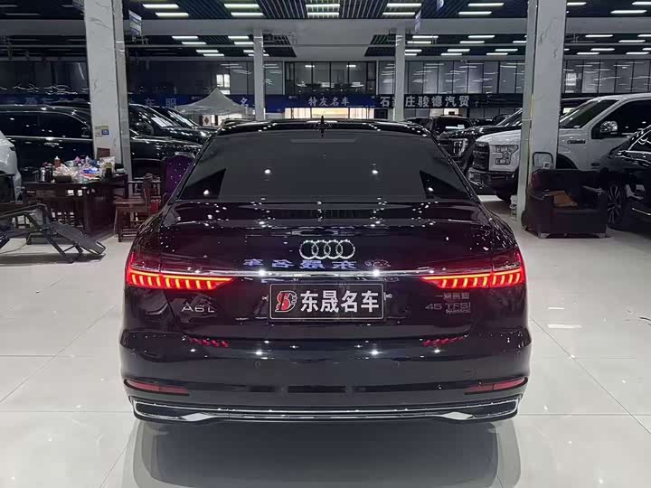 Фото 9 - Audi A6L