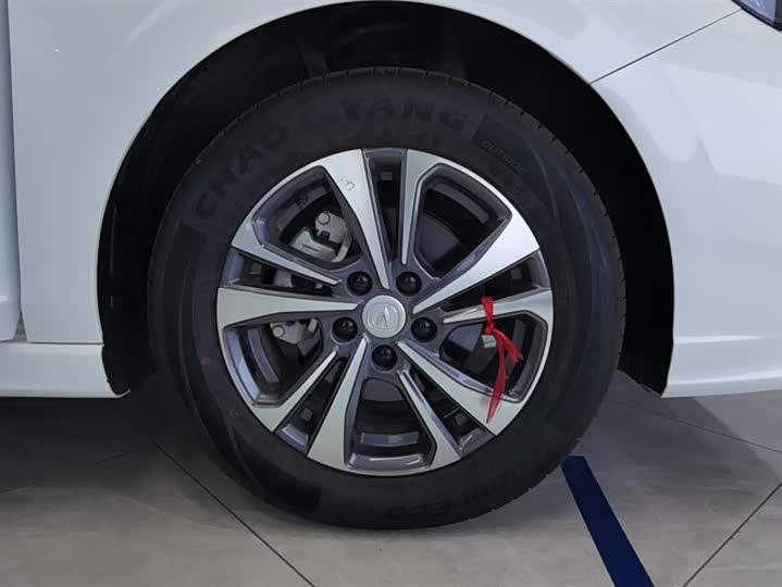 Фото 6 - Changan Eado Plus