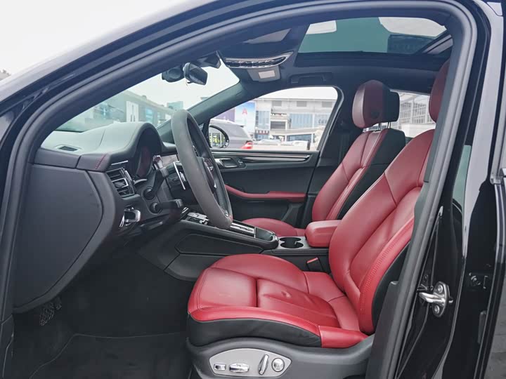 Фото 8 - Porsche Macan