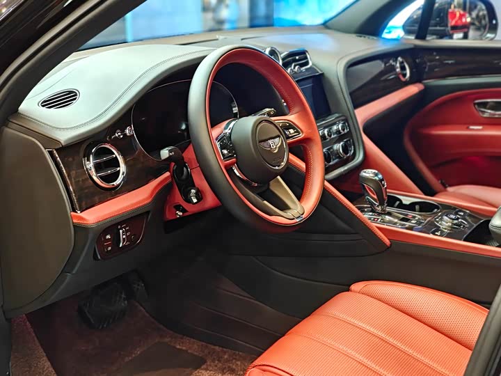 Фото 3 - Bentley Bentayga