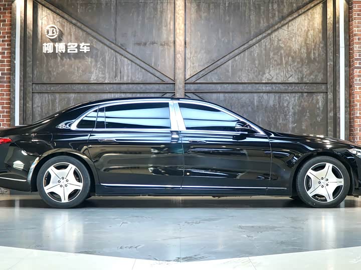 Фото 3 - Mercedes-Benz Maybach S-Class