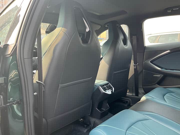 Фото 8 - MG Motor 7