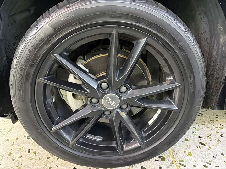 Фото 4 - Audi Q2L