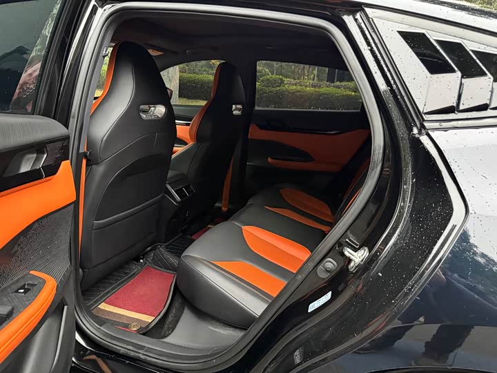 Фото 6 - Changan UNI-V