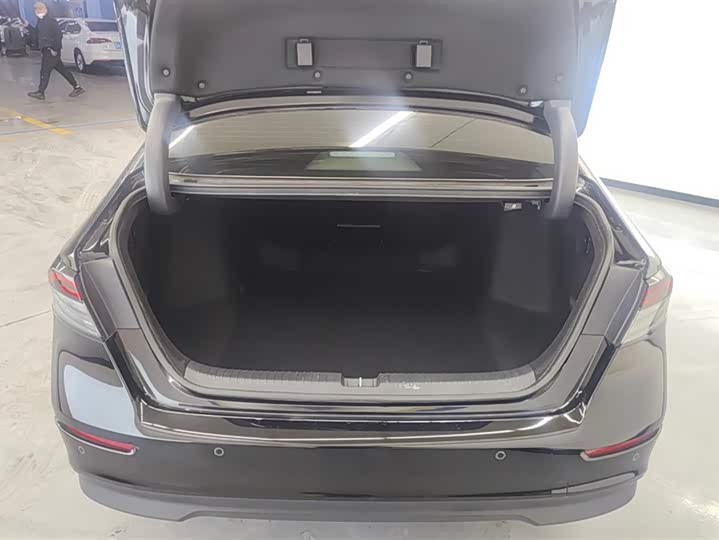 Фото 4 - Honda Accord