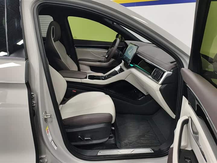 Фото 8 - BYD Song Plus Hybrid/EV