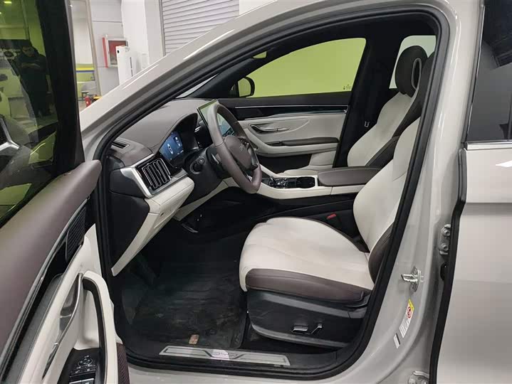 Фото 9 - BYD Song Plus Hybrid/EV