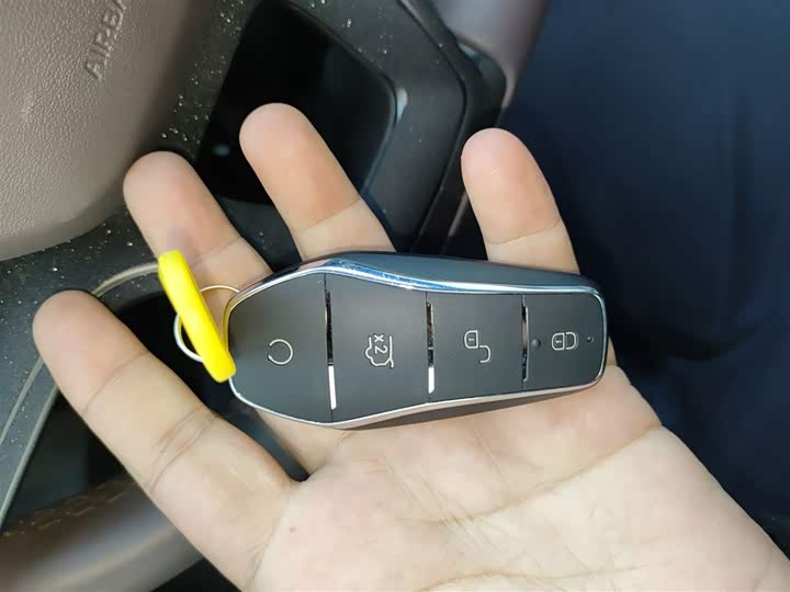 Фото 9 - BYD Song Plus Hybrid/EV