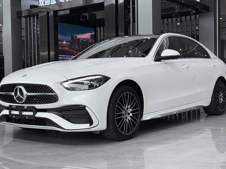 Фото 1 - Mercedes-Benz C-Class