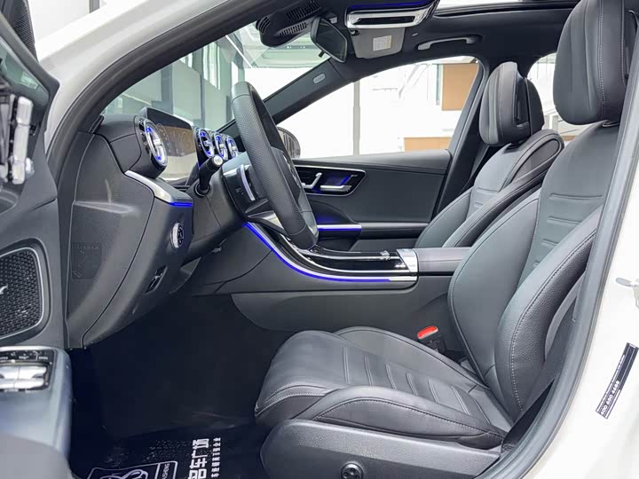 Фото 3 - Mercedes-Benz C-Class