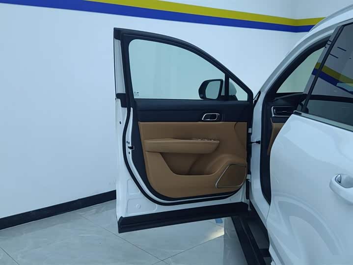 Фото 7 - LiXiang One