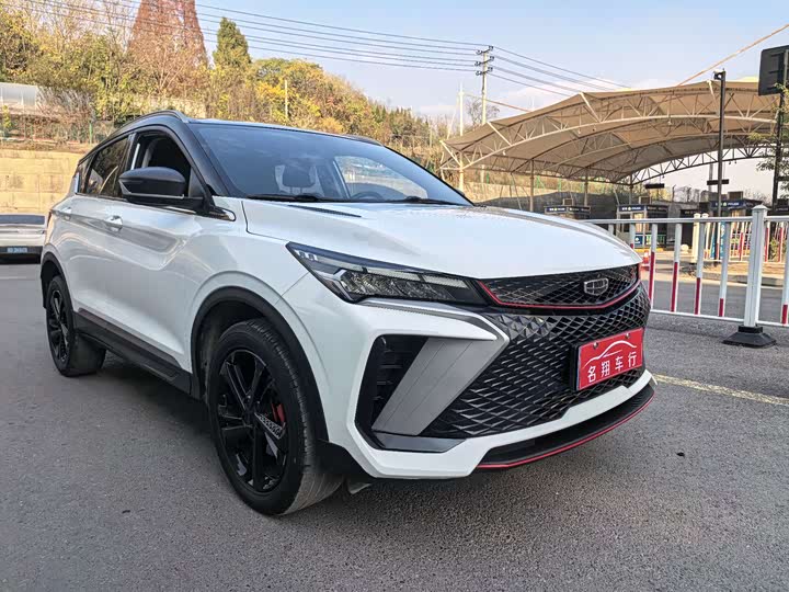 Фото 3 - Geely Coolray