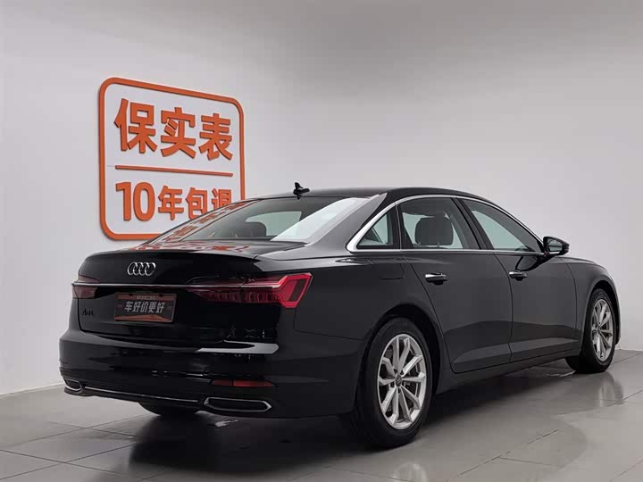 Фото 2 - Audi A6L