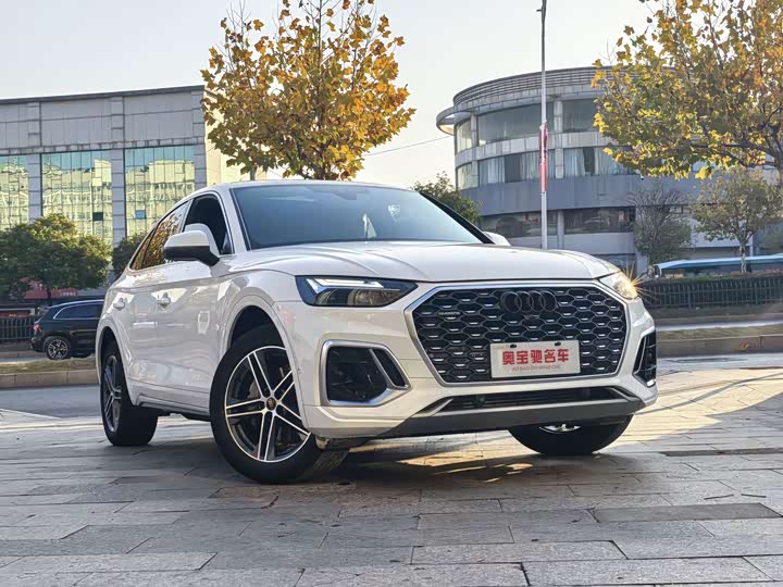 Фото 3 - Audi Q5L Sportback
