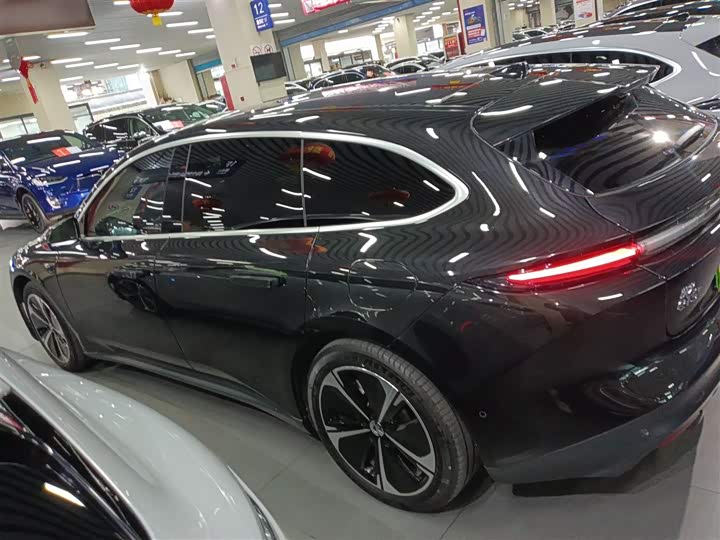 Фото 5 - Nio ET5T