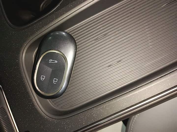 Фото 9 - Nio ET5T