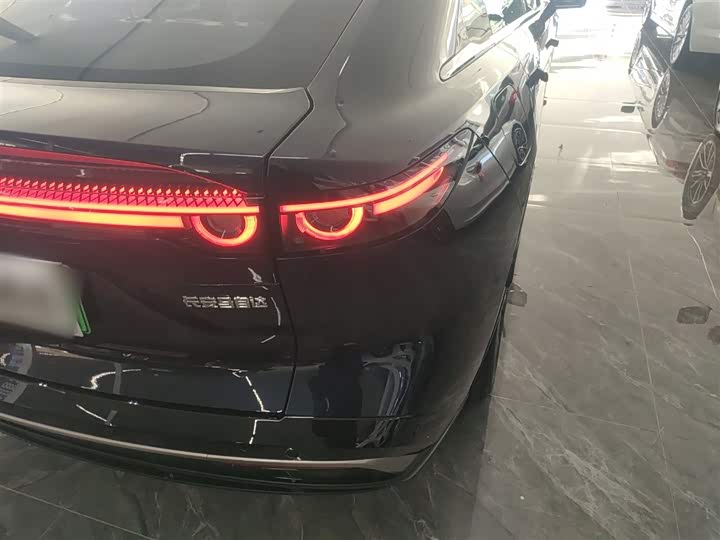 Фото 8 - Mazda EZ-6