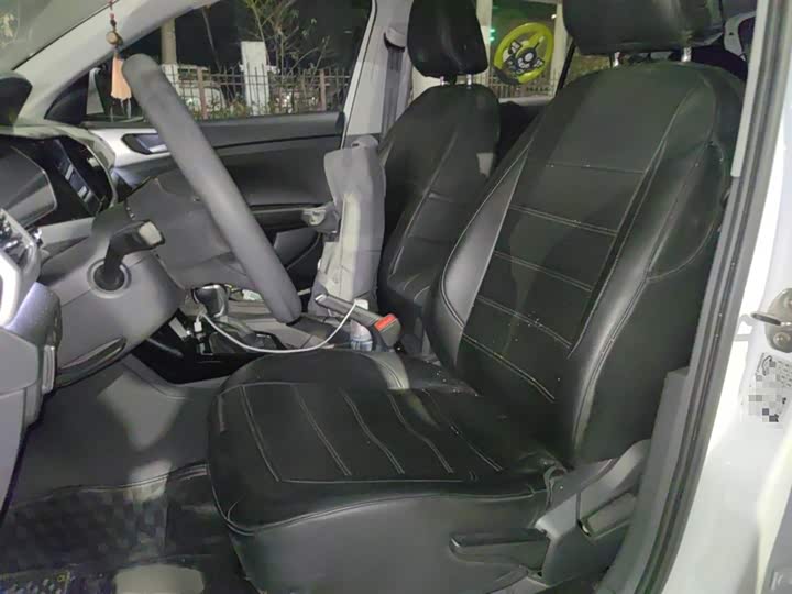 Фото 8 - Volkswagen Tacqua