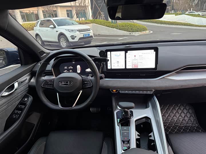 Фото 7 - Geely Preface