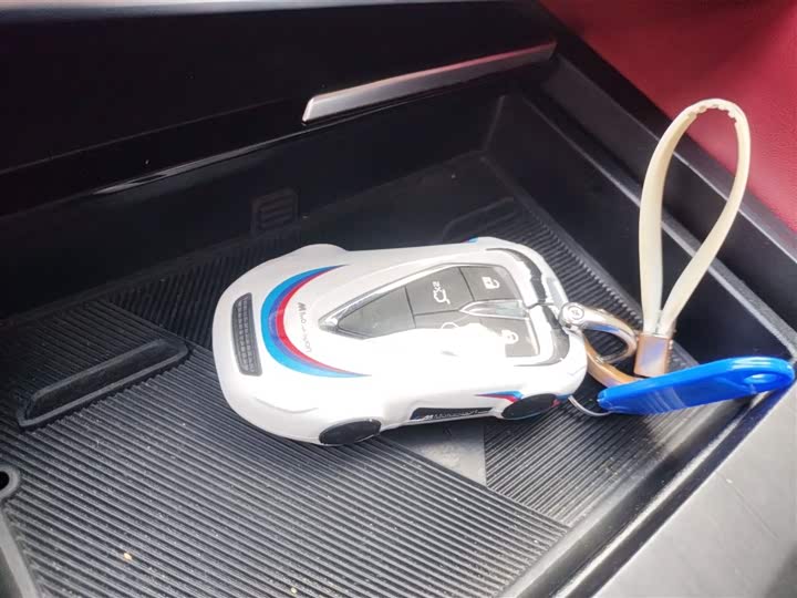 Фото 9 - Changan CS75 Plus