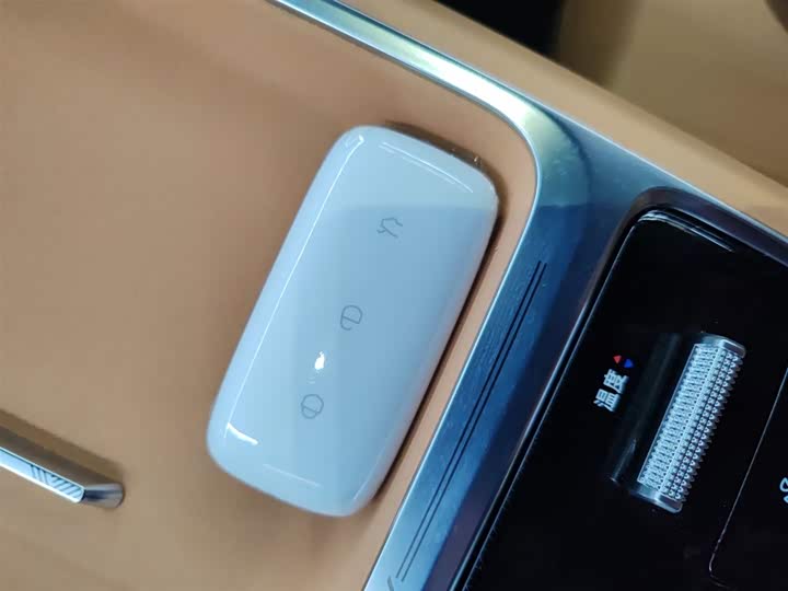 Фото 9 - Geely Galaxy Starship 7