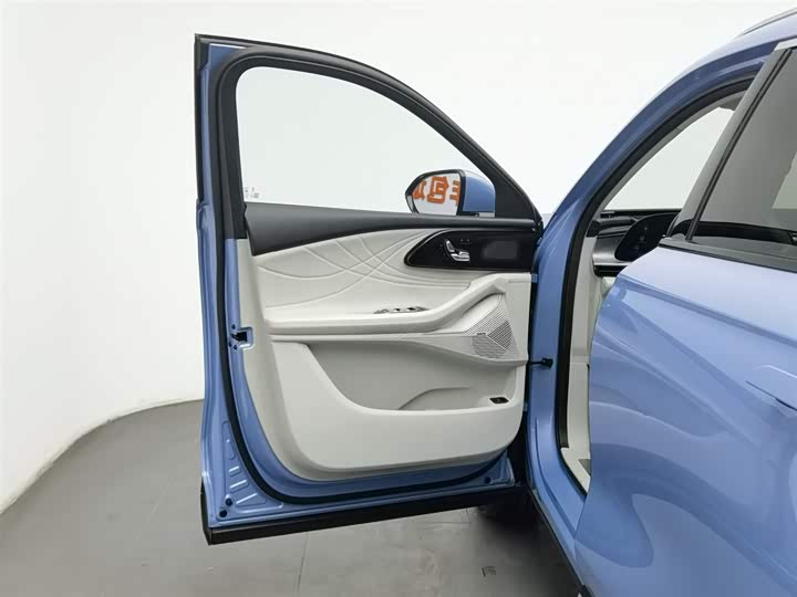 Фото 8 - Exeed RX