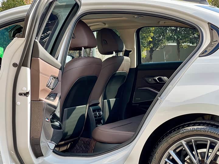 Фото 6 - BMW 3 Series