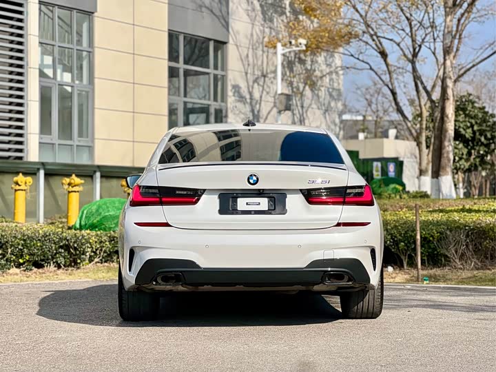 Фото 8 - BMW 3 Series