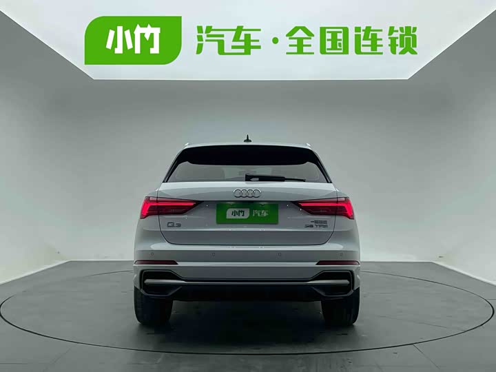 Фото 4 - Audi Q3