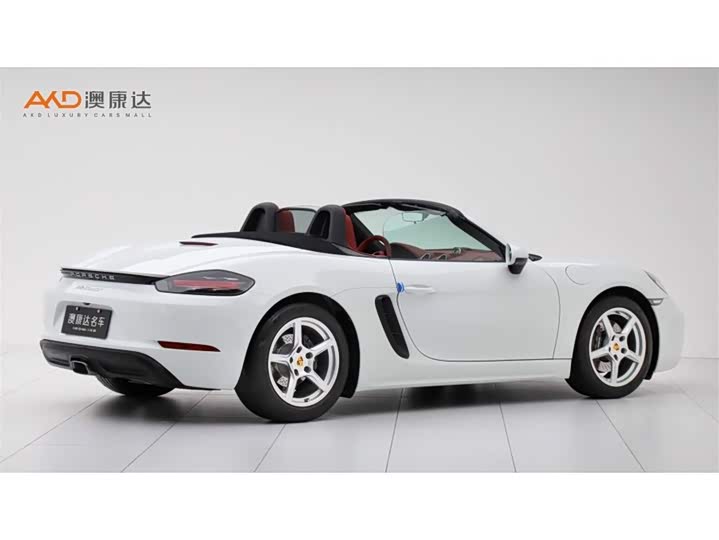 Фото 3 - Porsche 718