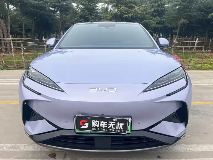 Фото 2 - BYD Sea Lion 07 EV