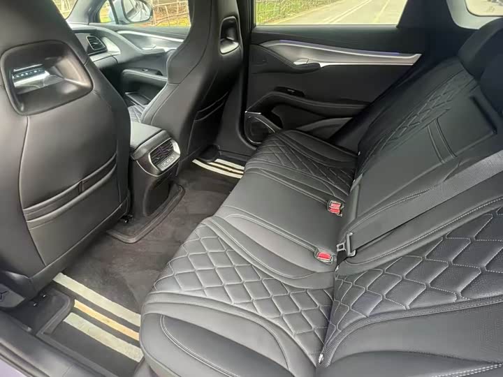 Фото 6 - BYD Sea Lion 07 EV