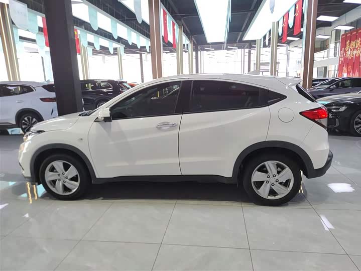 Фото 5 - Honda Vezel