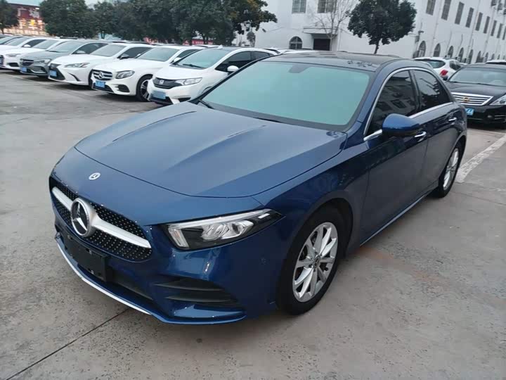 Фото 2 - Mercedes-Benz A-Class