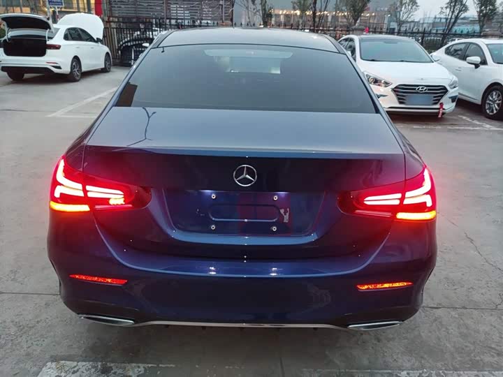 Фото 6 - Mercedes-Benz A-Class