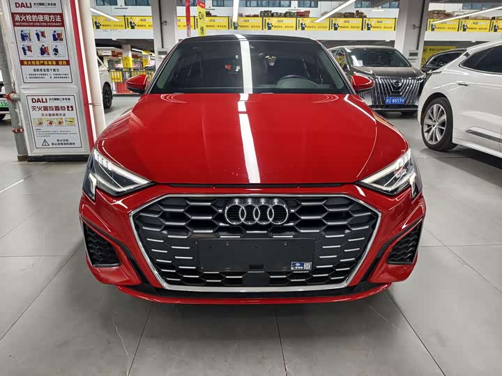 Фото 2 - Audi A3
