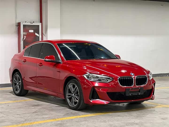 Фото 3 - BMW 1 Series