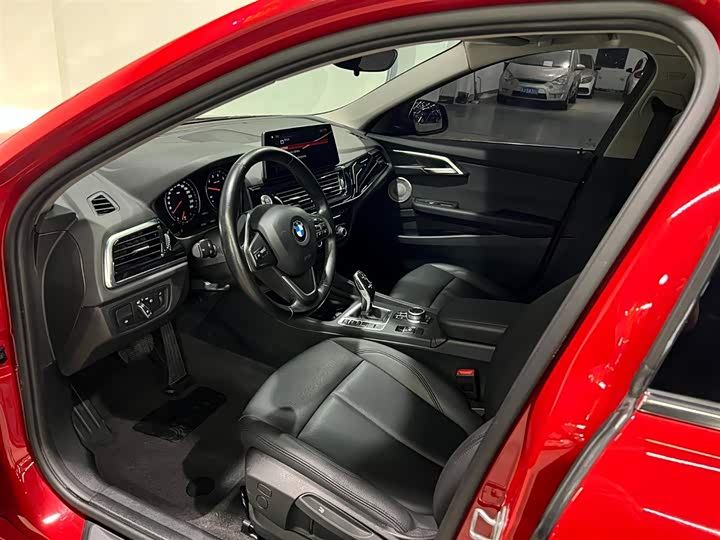 Фото 8 - BMW 1 Series